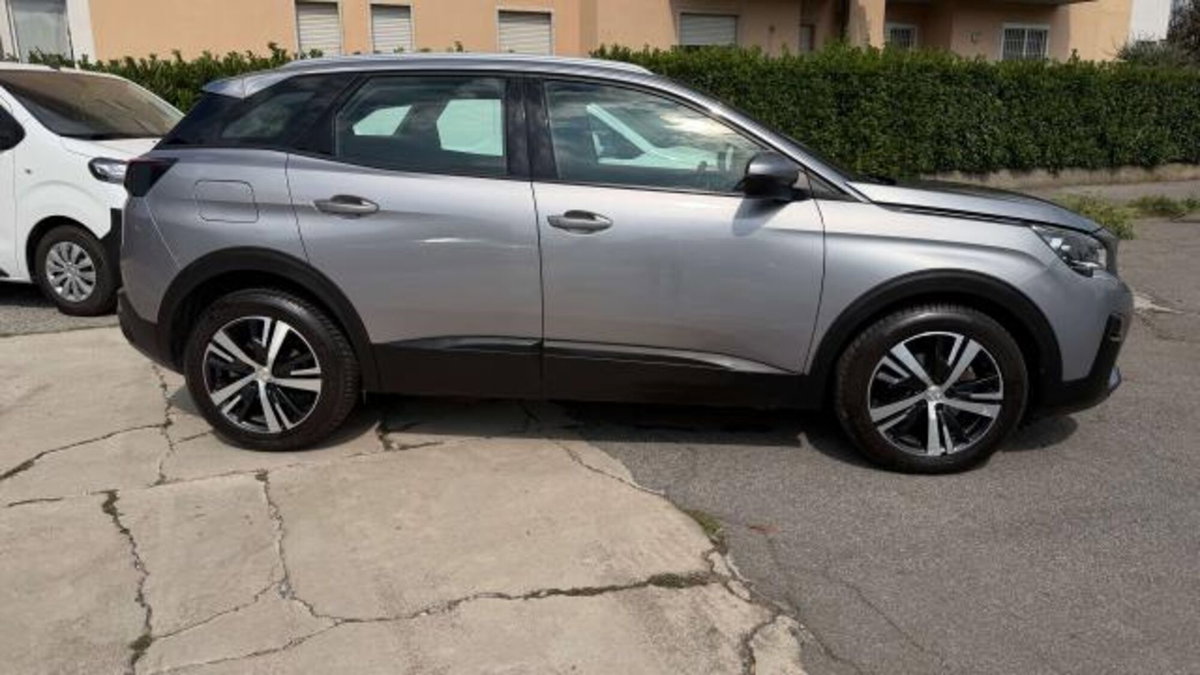 Peugeot 3008 BlueHDi 130 S&S Business (5)