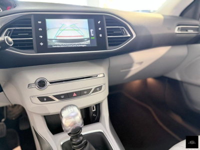 Peugeot 308 SW 54 kWh Style (12)