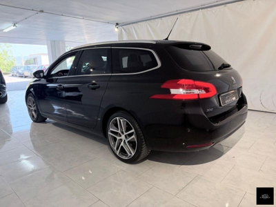 Peugeot 308 SW 54 kWh Style (4)