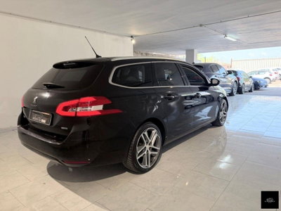 Peugeot 308 SW 54 kWh Style (5)