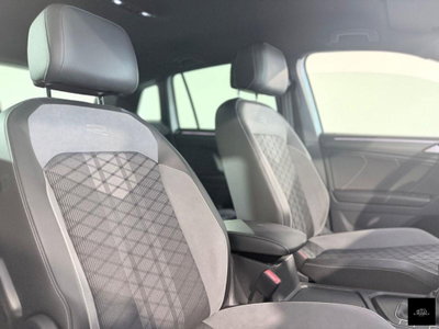 Volkswagen Tiguan 2.0 tdi R-Line 150cv dsg (11)