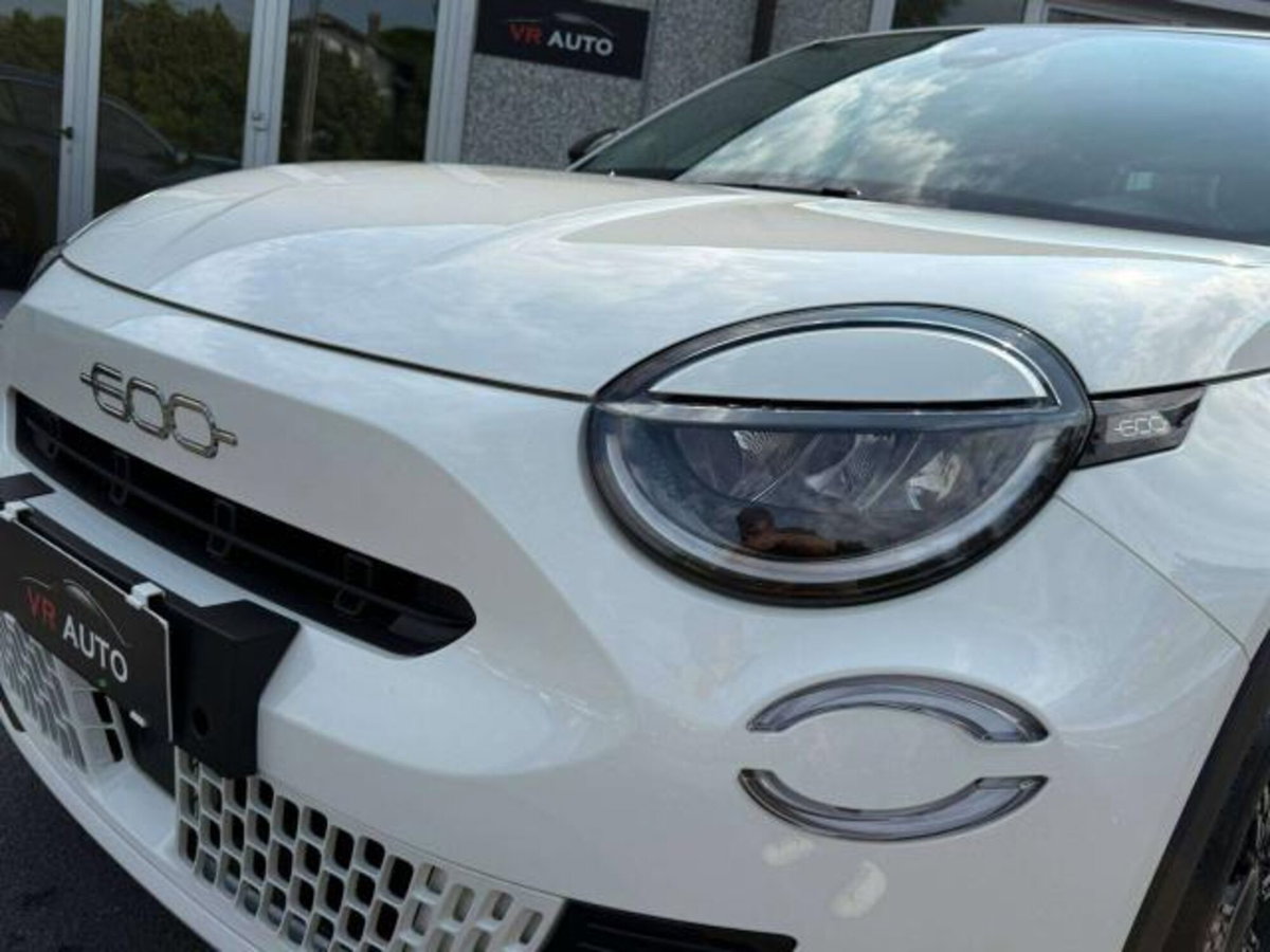 Fiat 600 1.2 Business 100cv (13)
