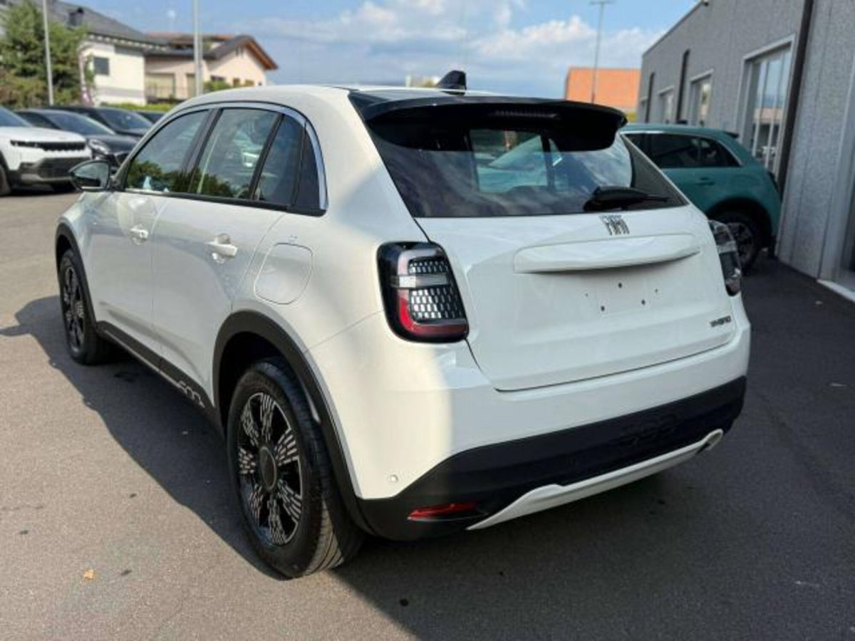 Fiat 600 1.2 Business 100cv (4)