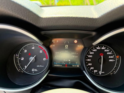 Alfa Romeo Stelvio Stelvio 2.2 Turbodiesel 190 CV AT8 Q4 Sprint (17)