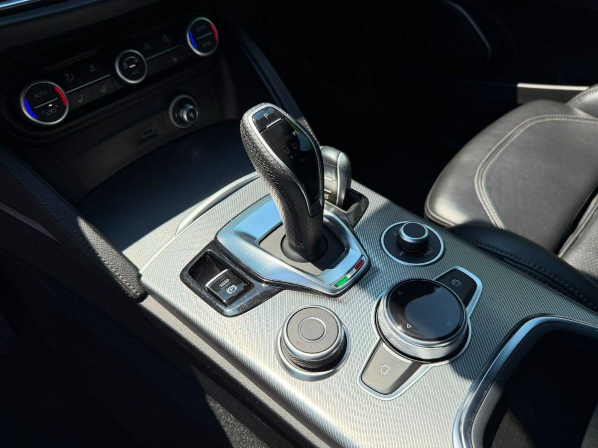 Alfa Romeo Stelvio Stelvio 2.2 Turbodiesel 190 CV AT8 Q4 Sprint (20)