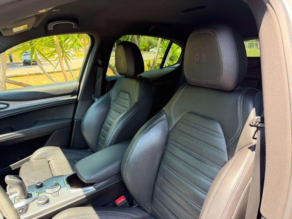 Alfa Romeo Stelvio Stelvio 2.2 Turbodiesel 190 CV AT8 Q4 Sprint (9)