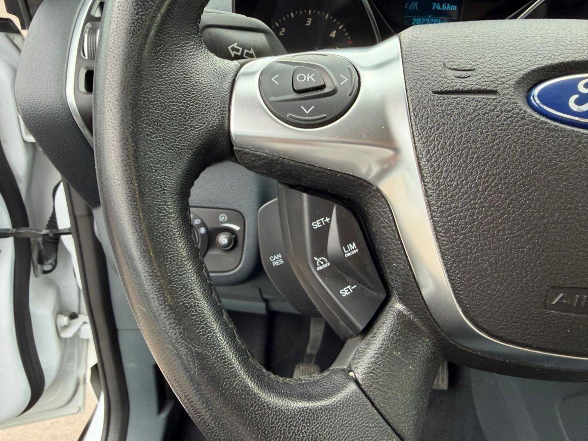 Ford C-Max 1.6 TDCi 115CV Plus (11)