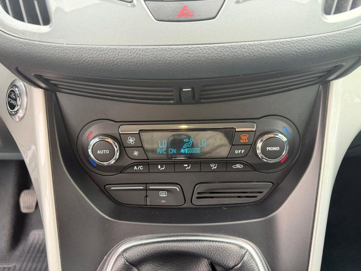 Ford C-Max 1.6 TDCi 115CV Plus (15)