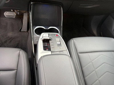 BMW X1 xDrive 23d xLine (13)
