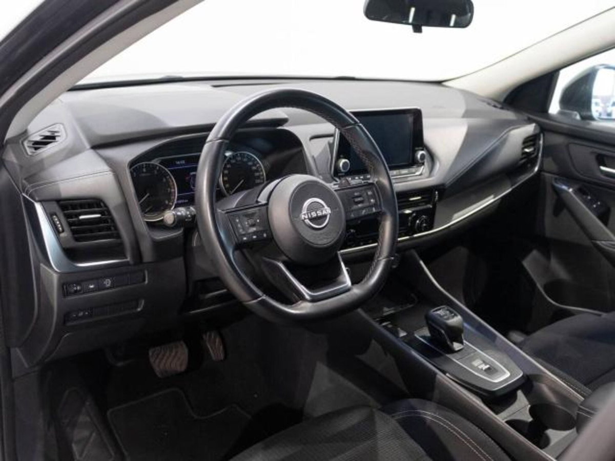 Nissan Qashqai 1.3 mhev Tekna 4wd 158cv xtronic (4)