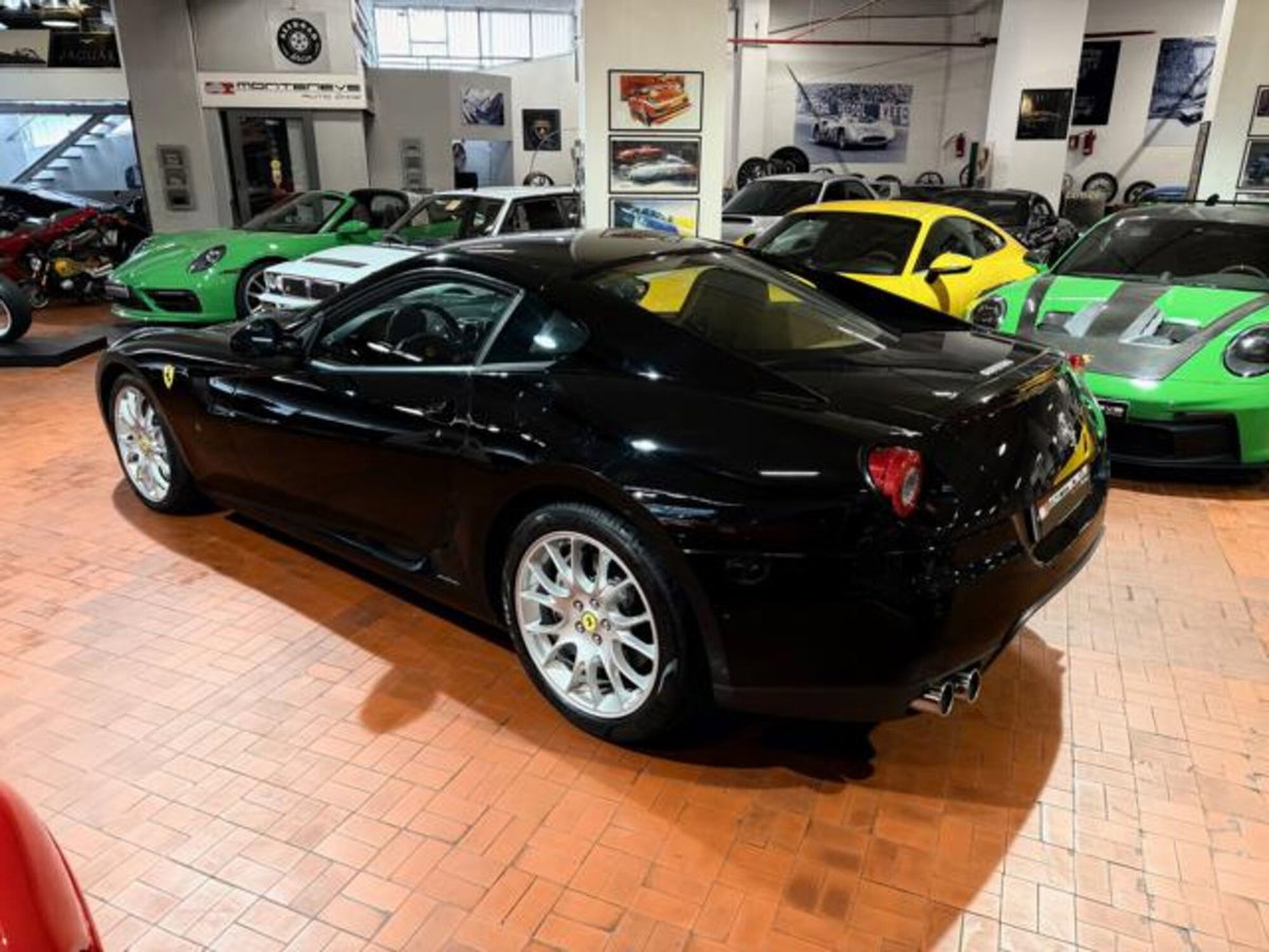 Ferrari 599 Coupé 599 GTB Fiorano (4)