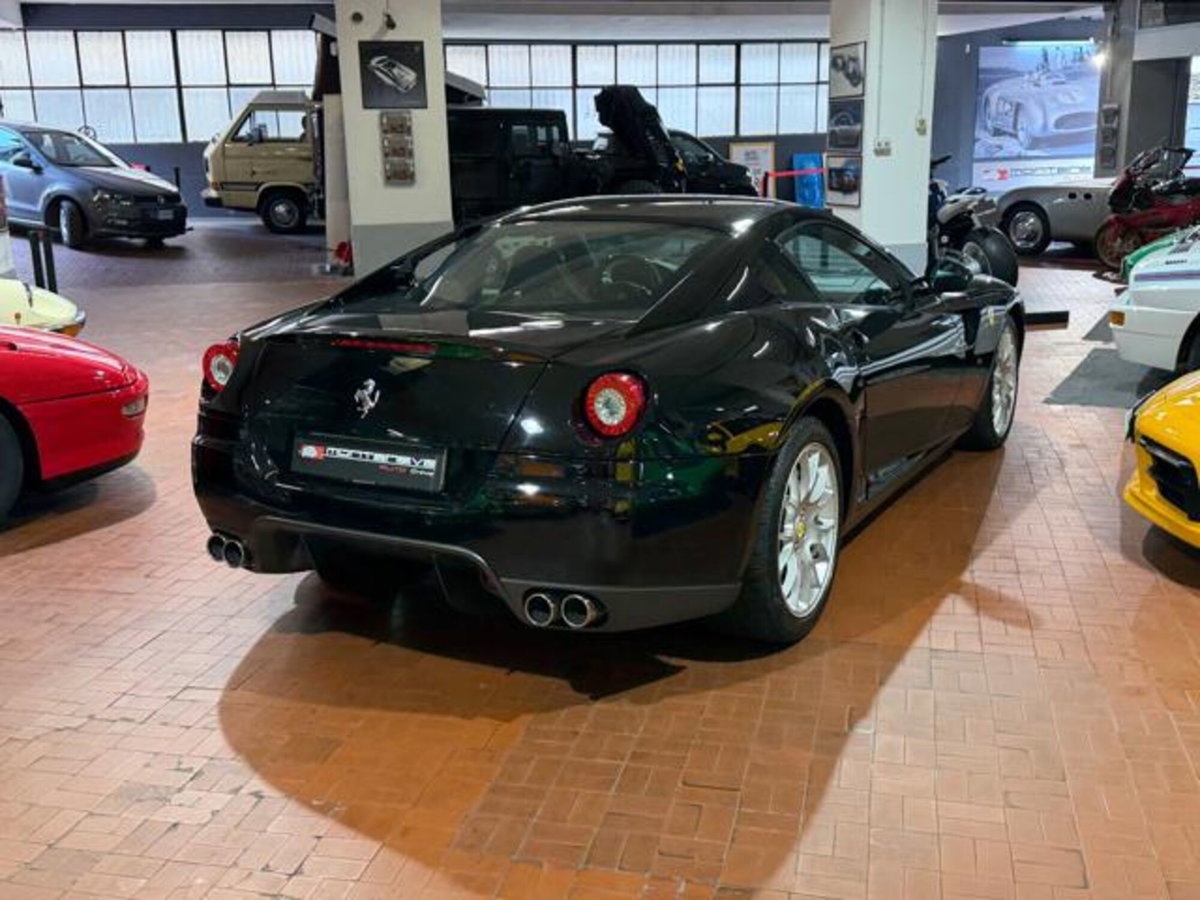 Ferrari 599 Coupé 599 GTB Fiorano (6)