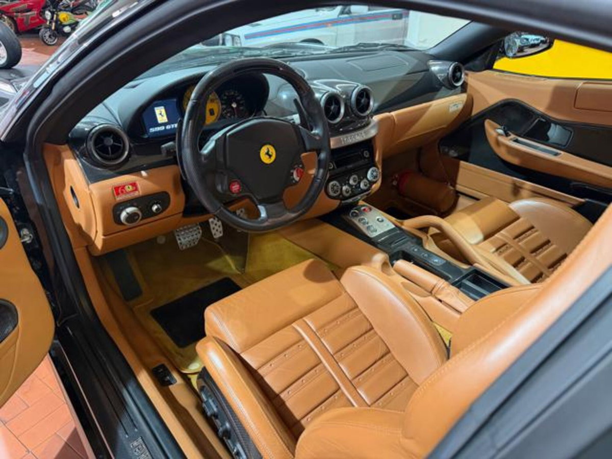 Ferrari 599 Coupé 599 GTB Fiorano (7)