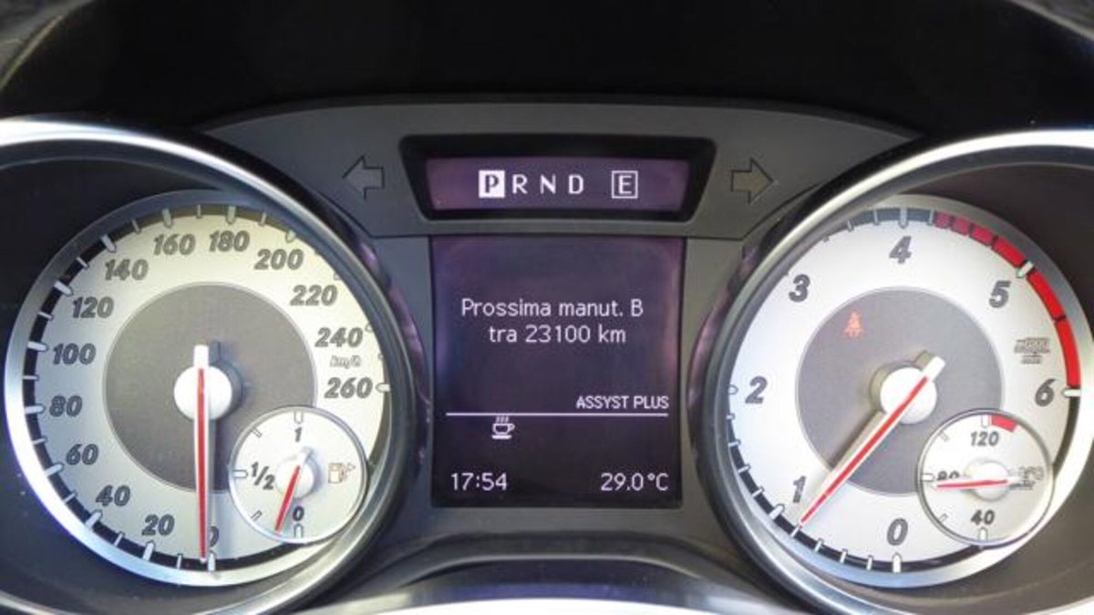 Mercedes-Benz SLK 250 CDI Sport (13)