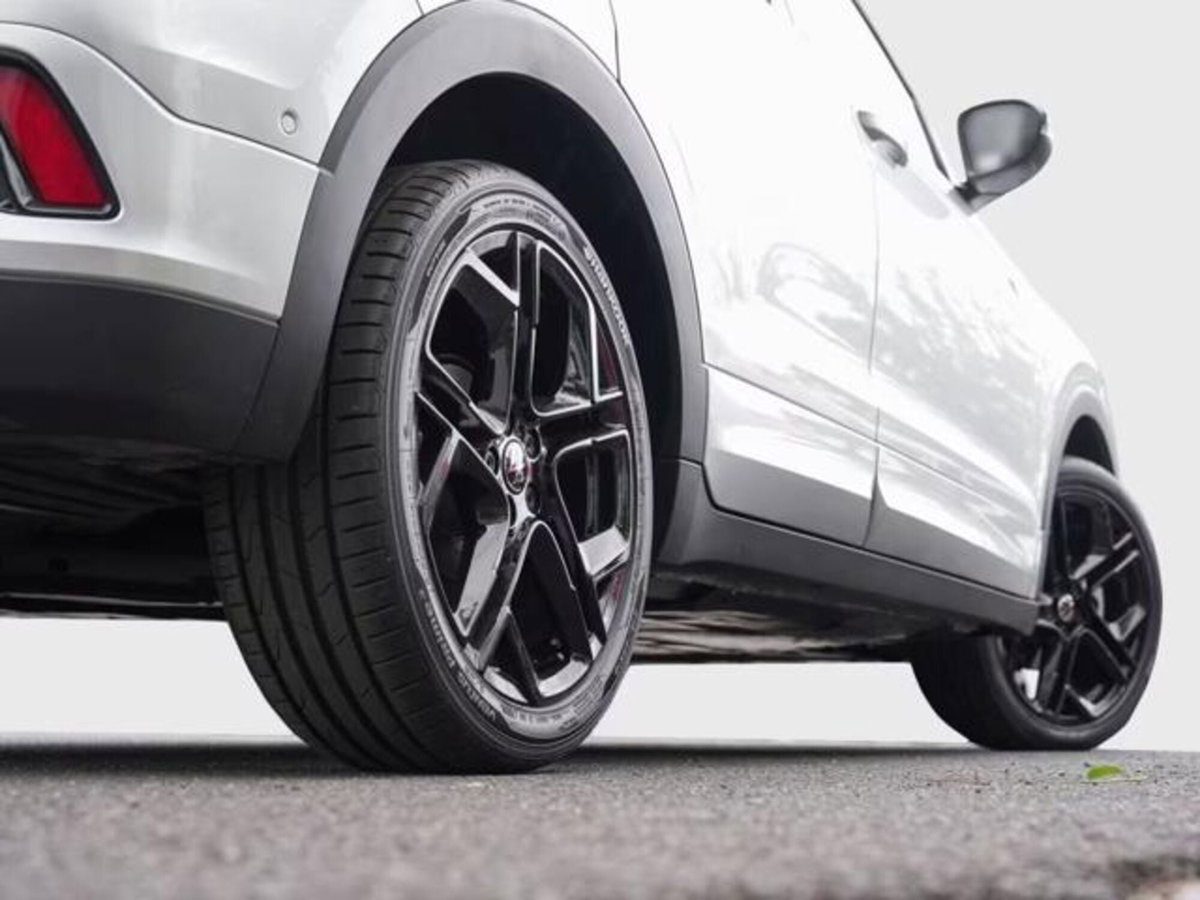 Volkswagen T-Cross 1.0 tsi R-Line 115cv dsg (5)