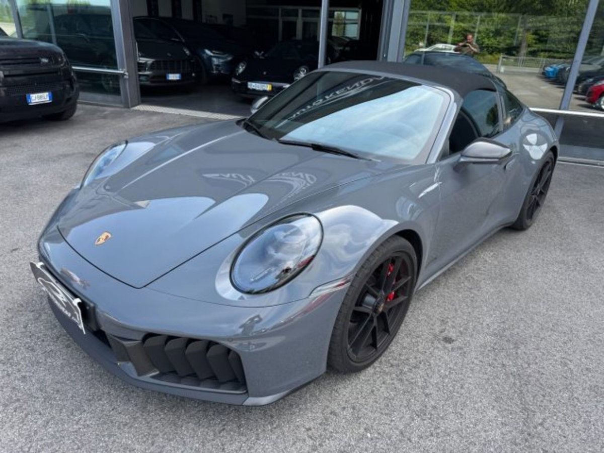 Porsche 911 Cabrio Targa 3.6 4 GTS auto (3)