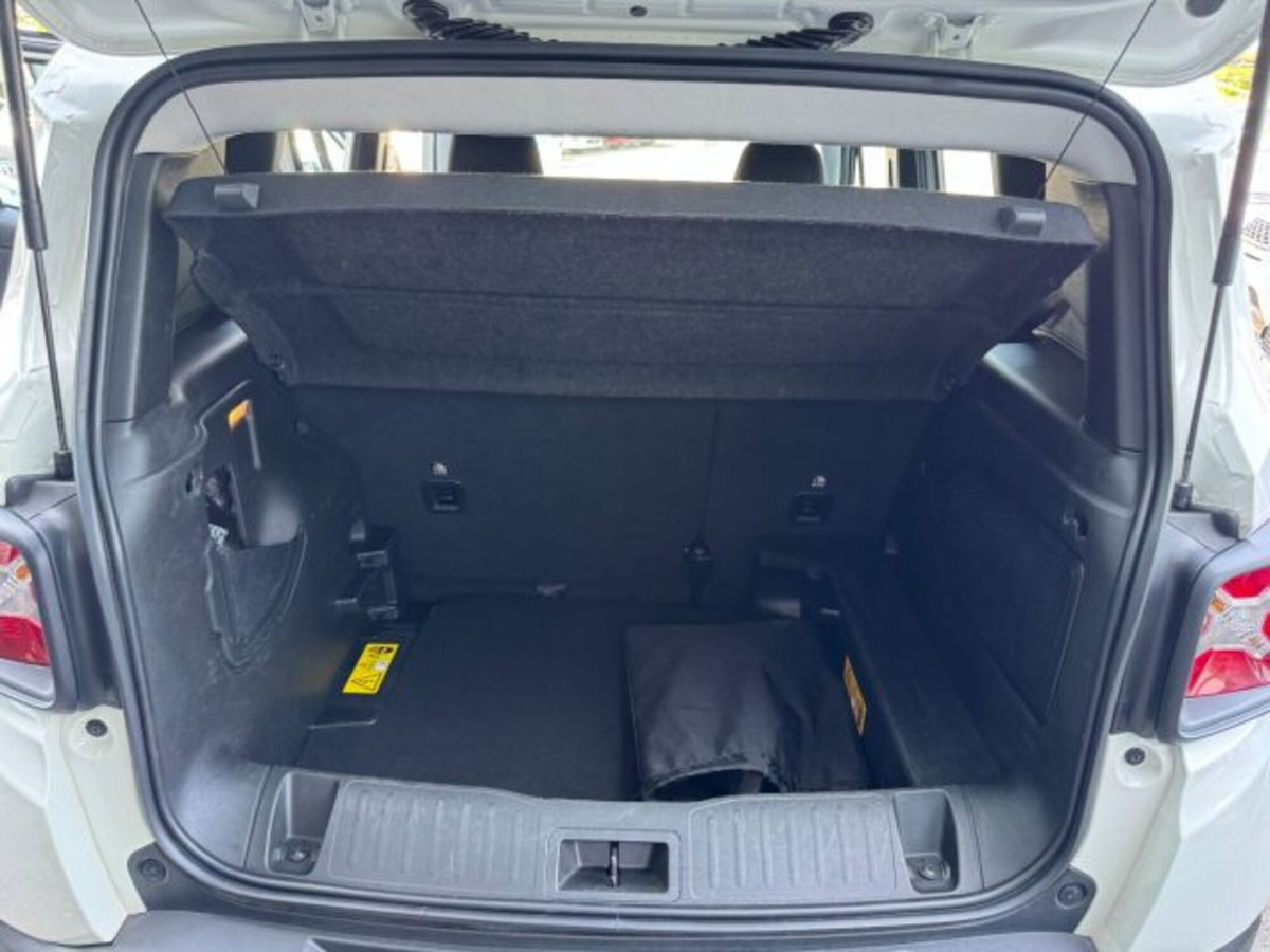 Jeep Renegade 1.3 T4 190CV PHEV 4xe AT6 Upland (12)