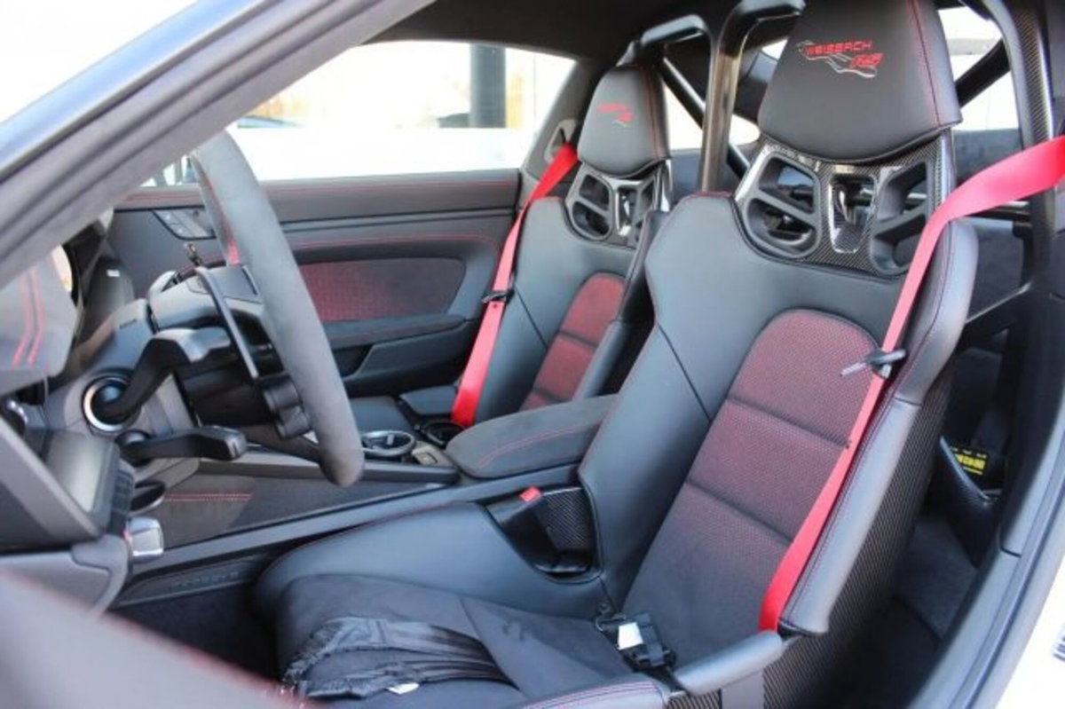 Porsche 911 Coupé 4.0 GT3 RS auto (10)