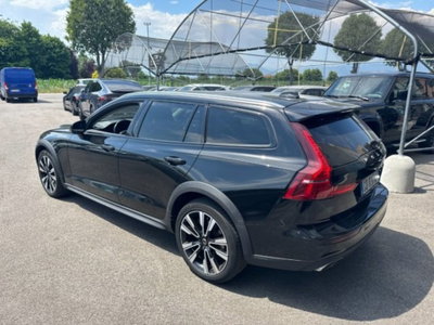 Volvo V60 Cross Country B5 AWD Geartronic Business Pro Line (4)