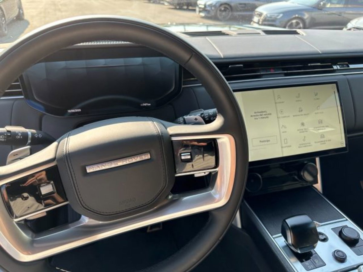 Land Rover Range Rover 3.0D l6 350 CV Fifty (9)