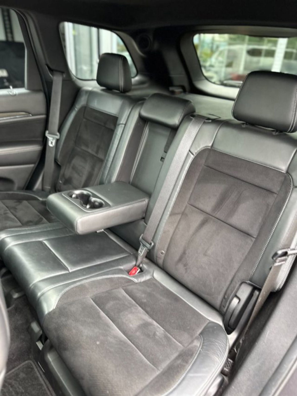 Jeep Grand Cherokee 6.4 V8 HEMI SRT (13)