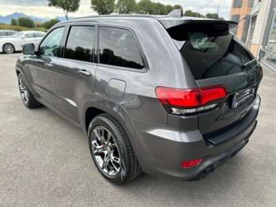 Jeep Grand Cherokee 6.4 V8 HEMI SRT (3)