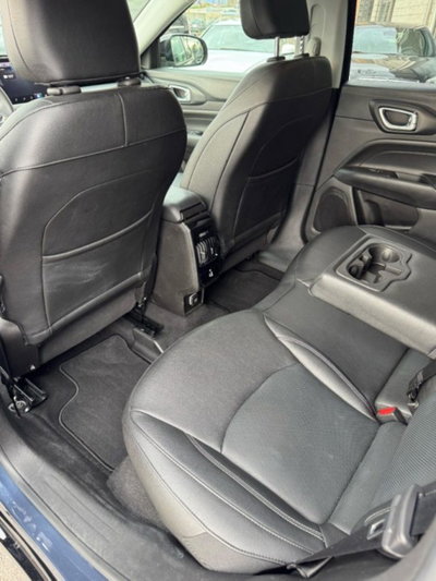 Jeep Compass 1.3 T4 240CV PHEV AT6 4xe S (11)