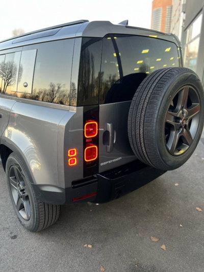 Land Rover Defender 110 3.0d i6 mhev X-Dynamic SE awd 200cv auto (18)