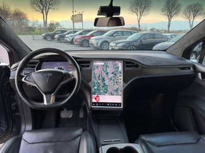 Tesla Model X Model X 90kWh Dual Motor (9)