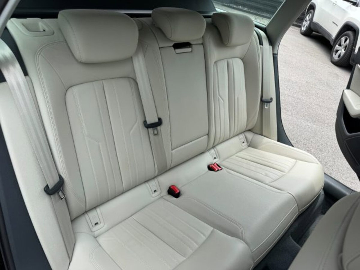 Audi A6 Avant 45 3.0 TDI quattro tiptronic Business Sport (12)