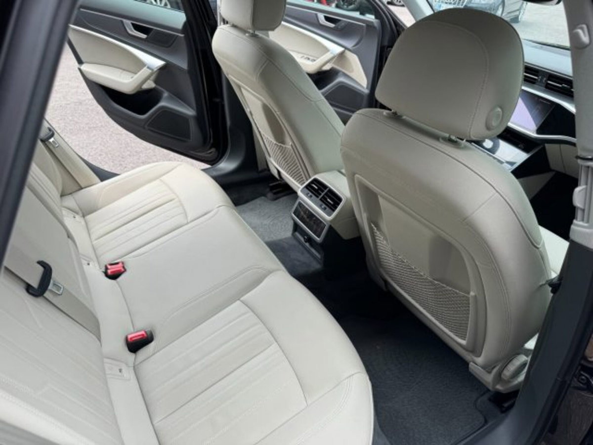 Audi A6 Avant 45 3.0 TDI quattro tiptronic Business Sport (13)