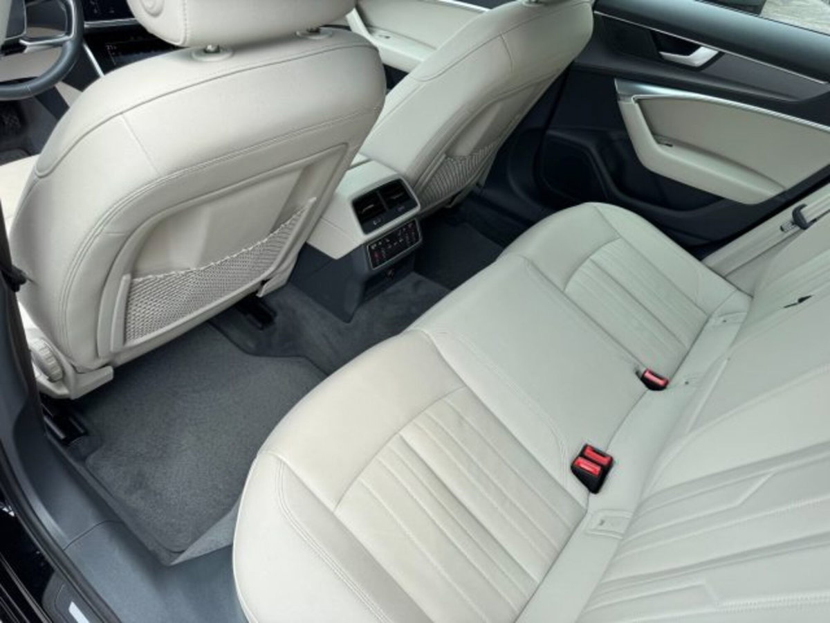 Audi A6 Avant 45 3.0 TDI quattro tiptronic Business Sport (15)