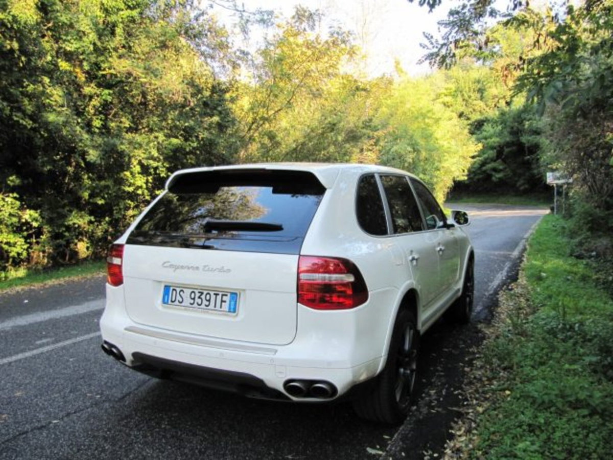 Porsche Cayenne 4.8 Turbo (3)