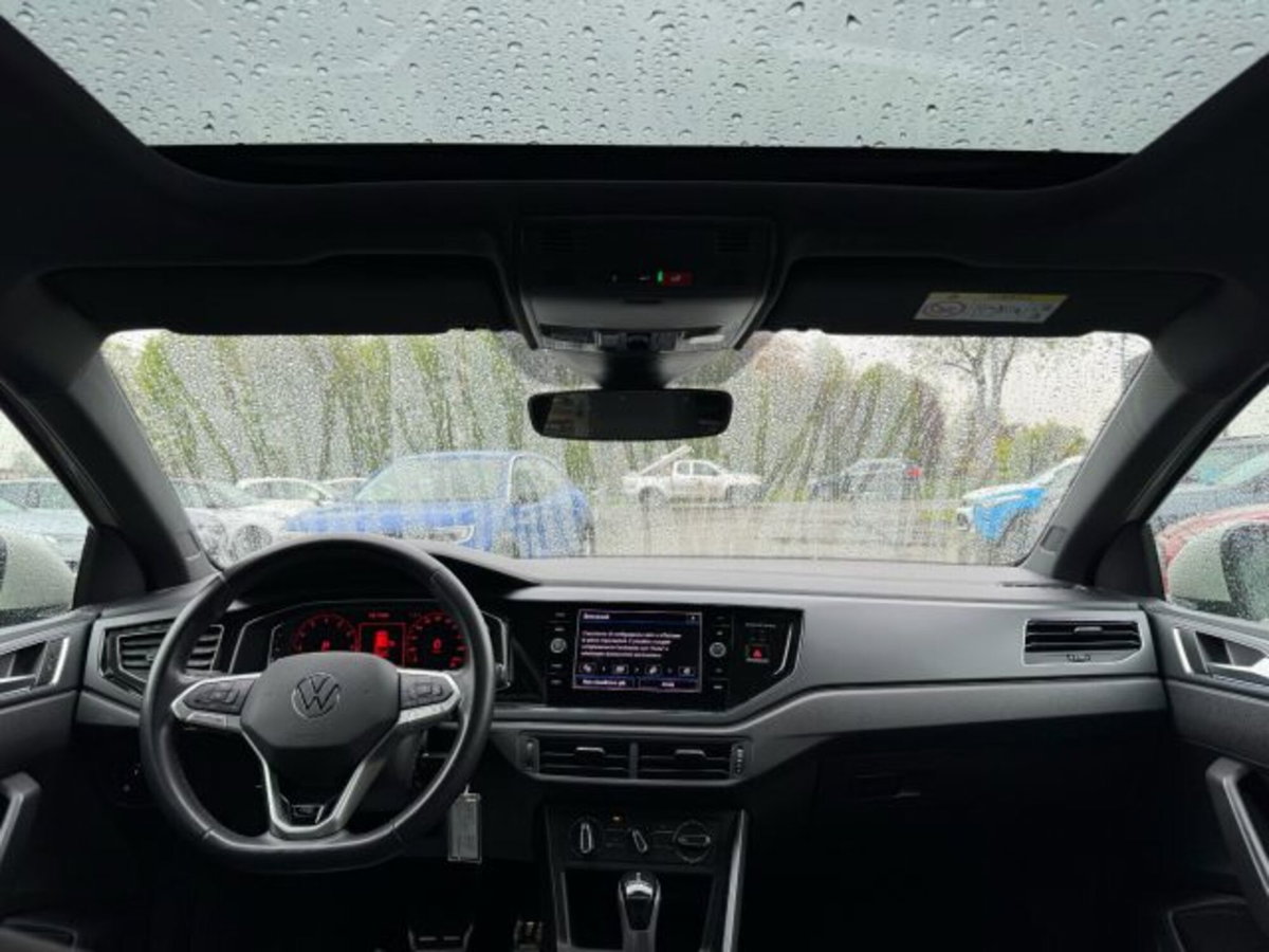 Volkswagen Taigo 1.0 TSI 110 CV DSG R-Line (11)