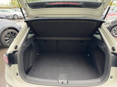 Volkswagen Taigo 1.0 TSI 110 CV DSG R-Line (16)