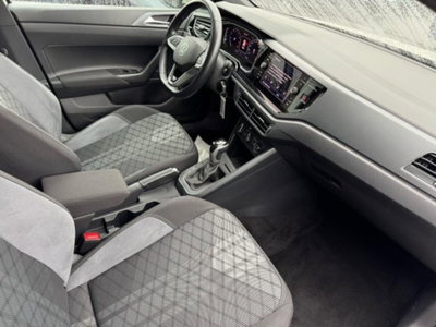 Volkswagen Taigo 1.0 TSI 110 CV DSG R-Line (9)