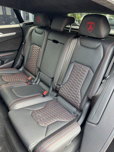 Lamborghini Urus 4.0 (14)