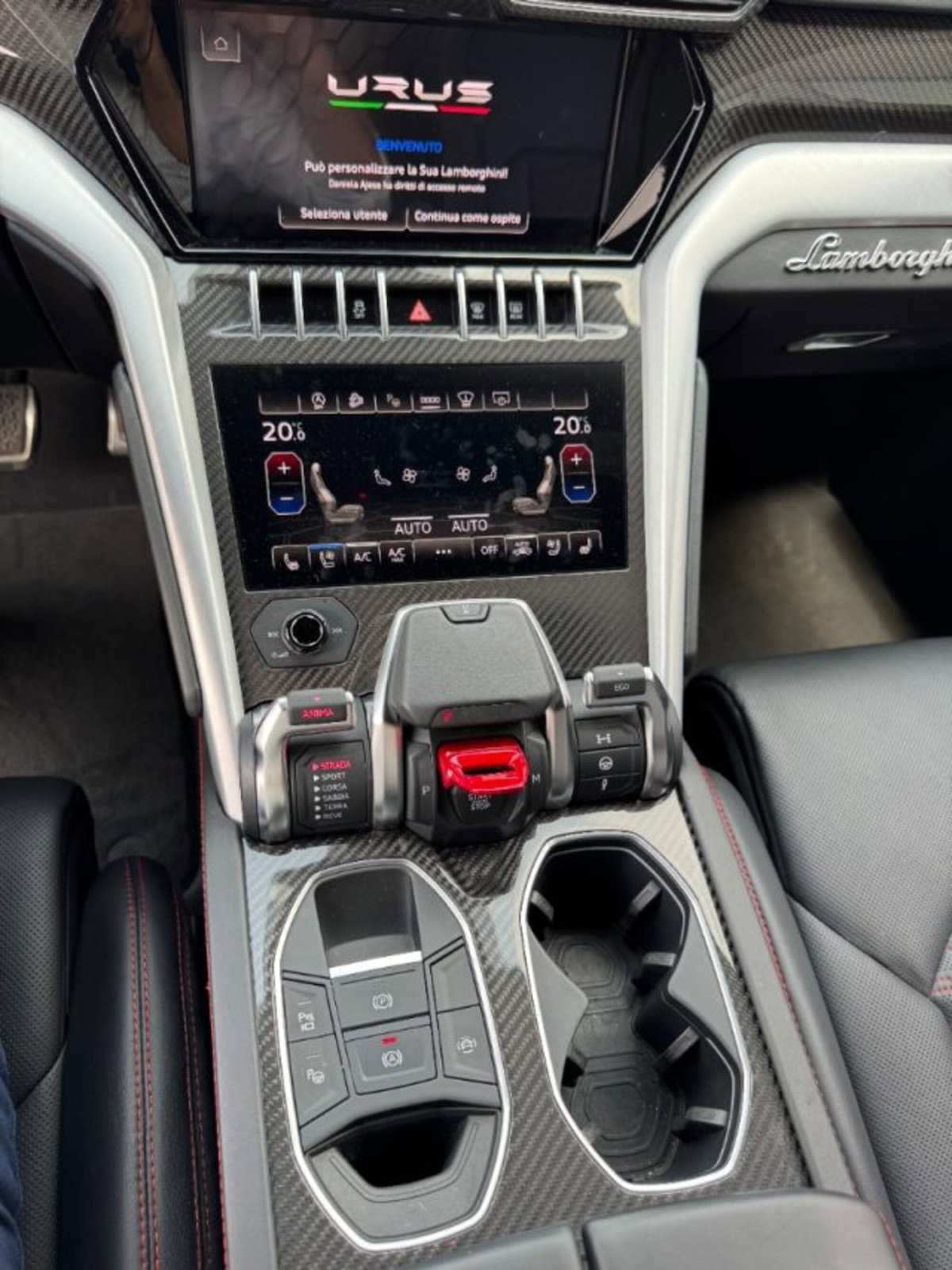 Lamborghini Urus 4.0 (7)
