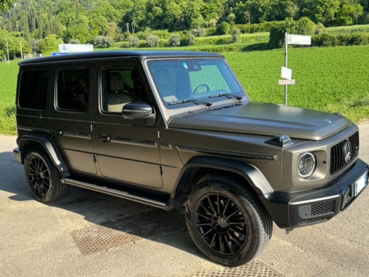 Mercedes-Benz Classe G 400 d Premium Plus (2)