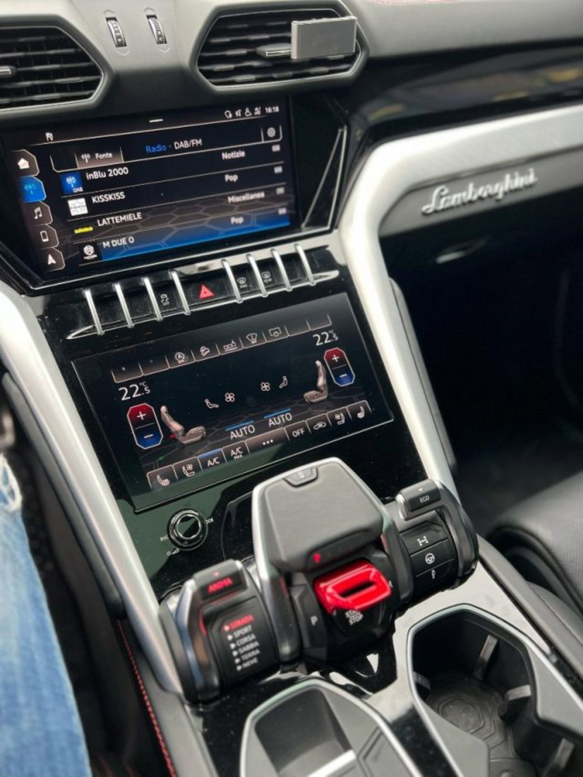 Lamborghini Urus 4.0 (10)