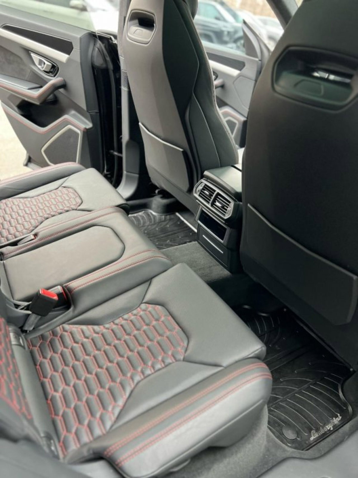 Lamborghini Urus 4.0 (14)