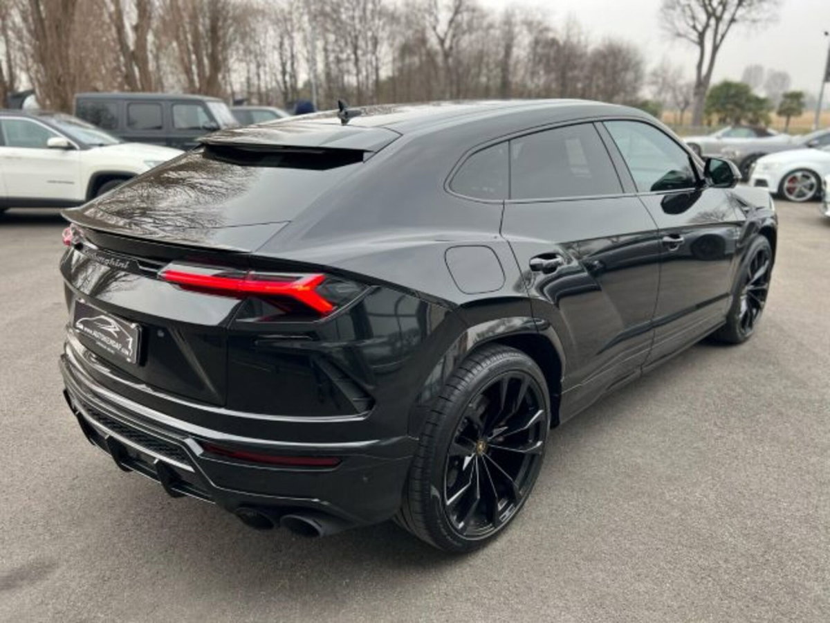 Lamborghini Urus 4.0 (17)