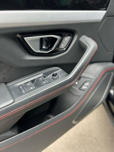 Lamborghini Urus 4.0 (4)