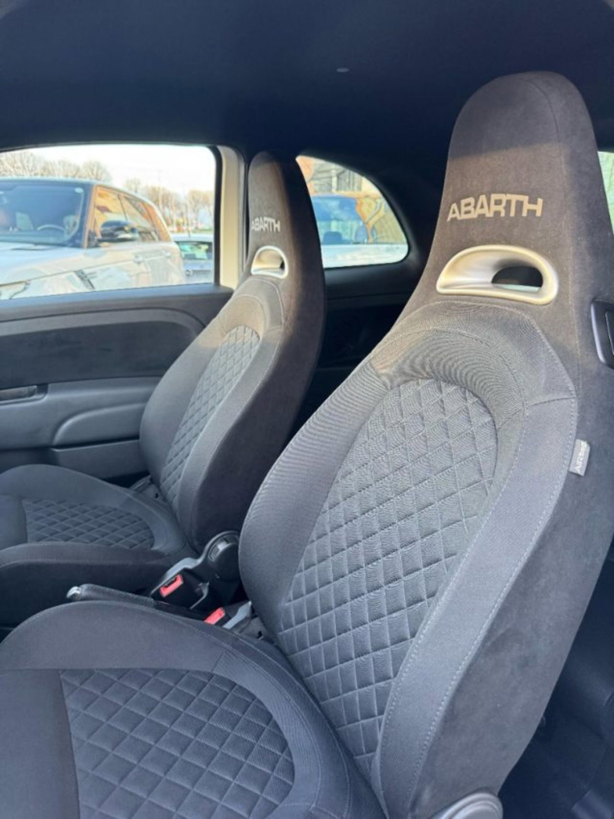 Abarth 595 595 1.4 Turbo T-Jet 165 CV Turismo (6)
