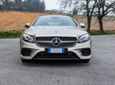 Mercedes-Benz Classe E Coupé 220 d 4Matic Premium Plus (19)