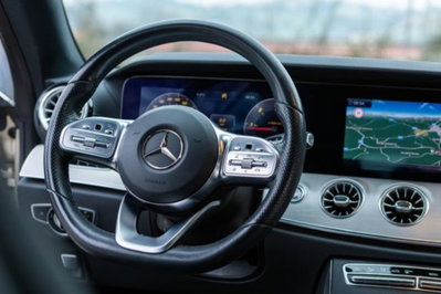 Mercedes-Benz Classe E Coupé 220 d 4Matic Premium Plus (6)
