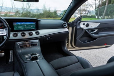 Mercedes-Benz Classe E Coupé 220 d 4Matic Premium Plus (7)