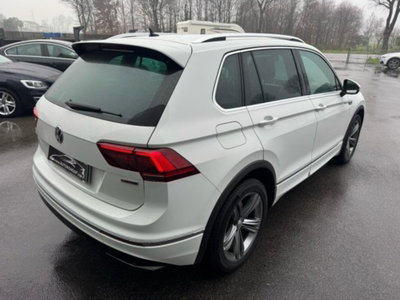 Volkswagen Tiguan 2.0 BiTDI SCR DSG 4MOTION Executive R-Line BMT (14)