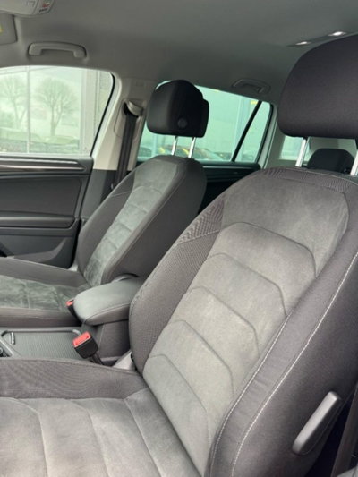 Volkswagen Tiguan 2.0 BiTDI SCR DSG 4MOTION Executive R-Line BMT (6)