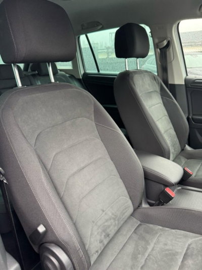 Volkswagen Tiguan 2.0 BiTDI SCR DSG 4MOTION Executive R-Line BMT (9)